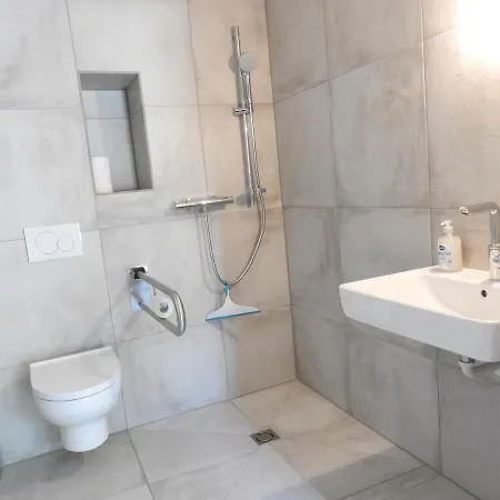 Einzel- Monteurzimmer Barrierfrei *